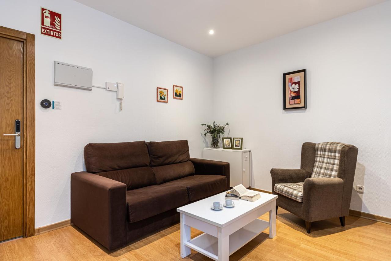 Waou Apartamentos En Sol Confort 3 Madrid Eksteriør bilde